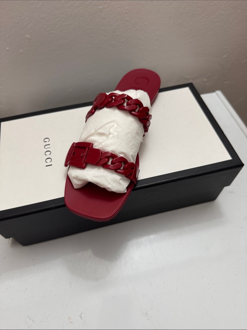 Gucci Red Braided Double-Strap Slide Sandals - Picture 3 of 3